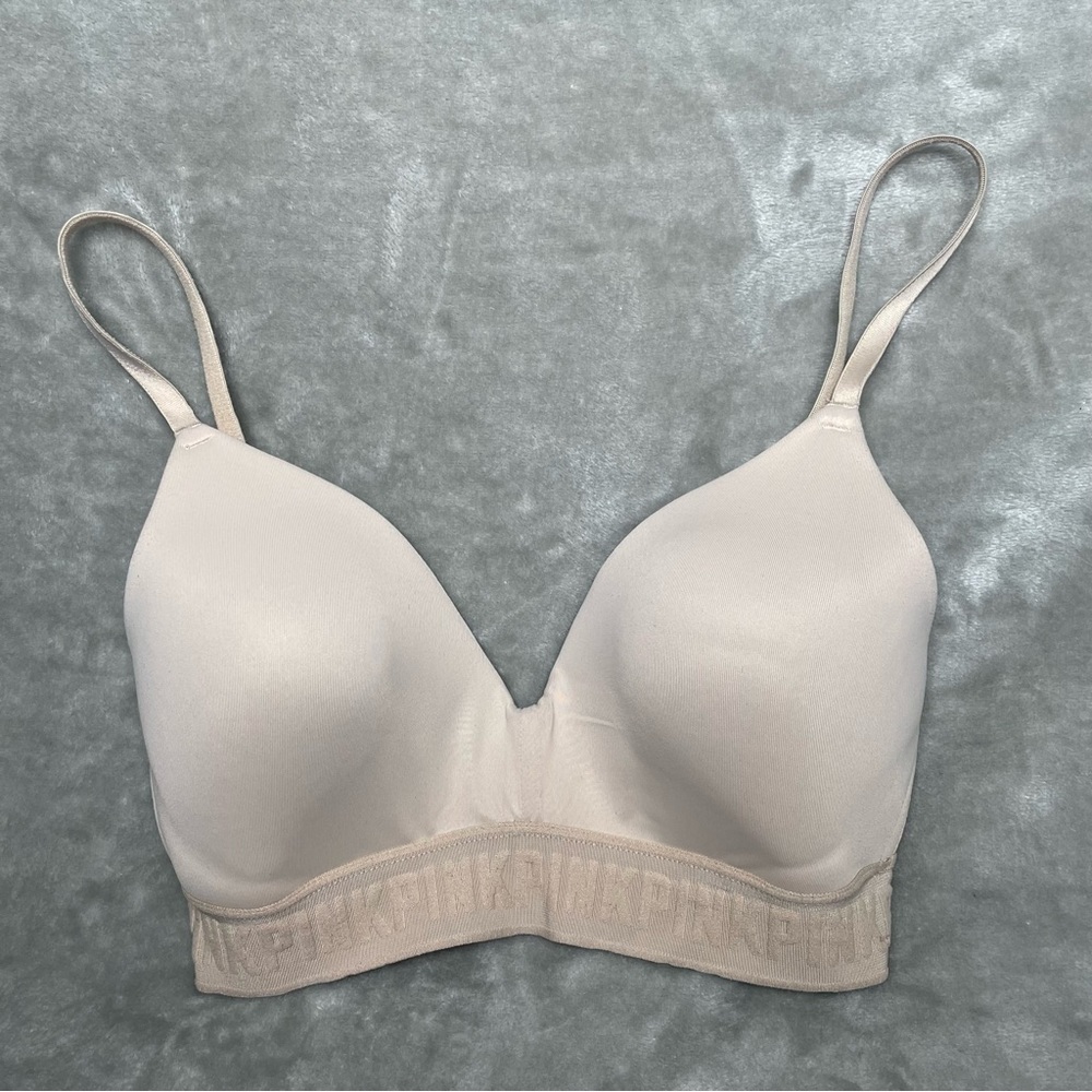 Victoria’s Secret Wear Everywhere Wireless Bra 32D Nude Beige T-Shirt Bra